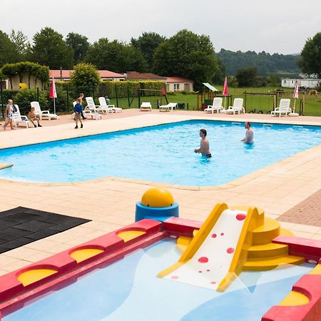 Mobil-Home Xxl 4 Chambres - Camping La Colline Virton Exterior foto